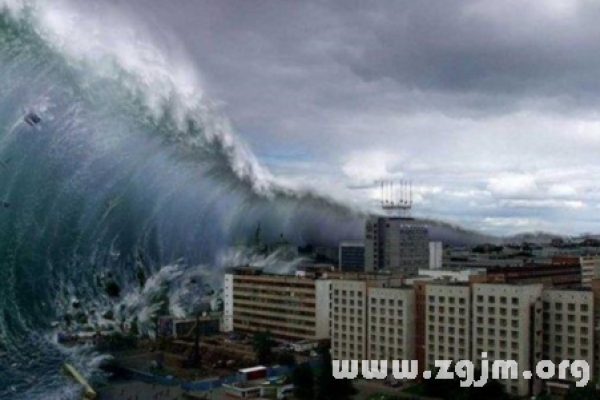 海啸梦境,生活变革与内心挑战的隐喻解析-方知甜