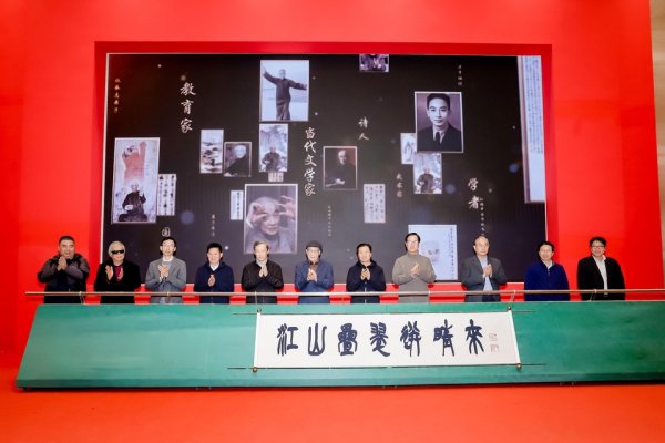 画室名字大全霸气解析，超惠翰墨斋（超越书画，彰显非凡），四宝轩四雅斋（美术类考生集中学习地，重视文化底蕴 ），瀚文阁奎玉居（强调文章渊博、充满文化气息）-方知甜