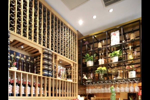 酒楼名字，品质之钥，味觉之魂-方知甜