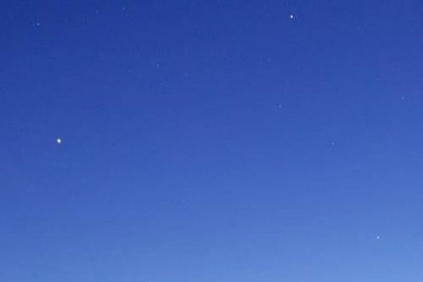 流年伤官，岁月长河中的情感涟漪-方知甜