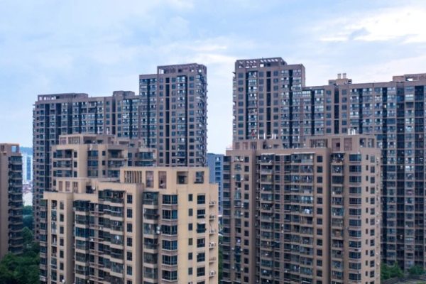 楼盘选址，宁静舒适，安全便利是关键-方知甜