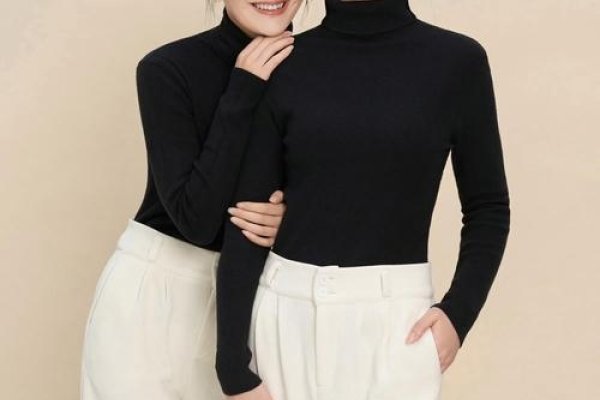 明星家庭写真展现成长与亲子关系-方知甜