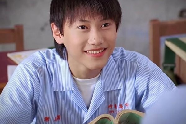 那些年，我们一起叫过的男孩名字——记忆中的纯真与梦想-方知甜