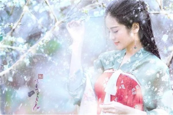 情侣个性网名推荐，共清欢，墨染女/星河男；十里春风不及卿等-方知甜