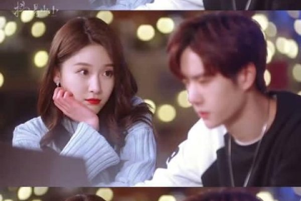 人生如梦，与女友做伴娘，共赴一场温暖与执念交织的时光-方知甜