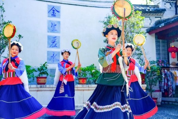 三朵节是纳西族节日-方知甜