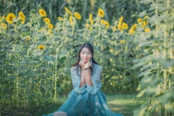 天蝎女性格，洞察人性之道的璀璨明珠-方知甜