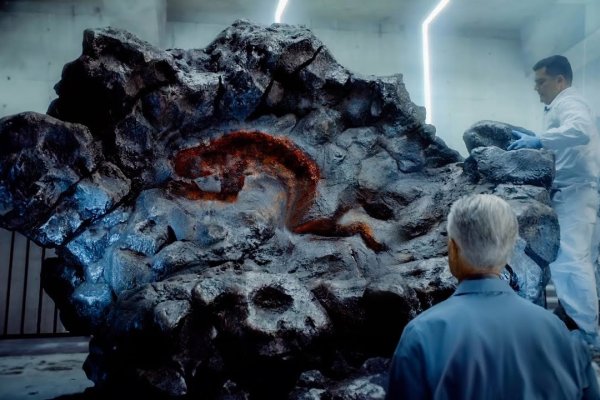 天降陨石，地球的意外访客与科学奇缘-方知甜