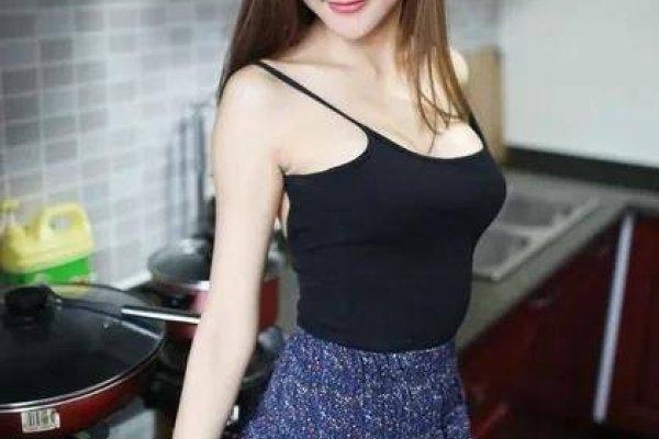 王珩瑶，清雅婉约，有玉质风韵；宇文琳悦，充满才情气质，如兰泽芳草。-方知甜