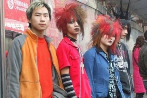 葬爱网名背后的情感密码-方知甜