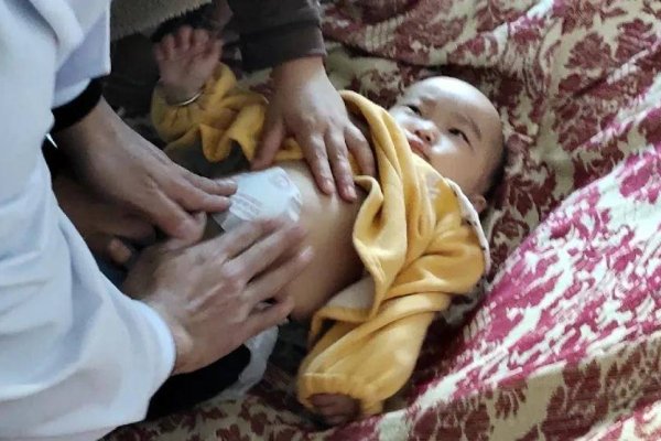 蛆虫，肮脏之眼的窥视者-方知甜