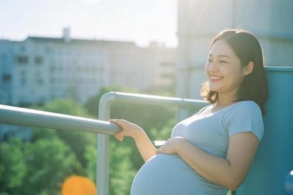 孕妇梦到死人，新生命与内心变化的隐喻-方知甜