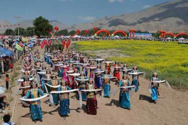 蒙古族节日文化魅力-方知甜