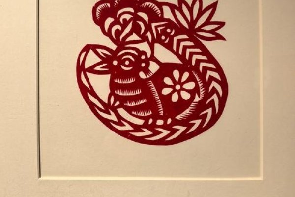 裁红点翠，生肖中的巧思与韵味-方知甜