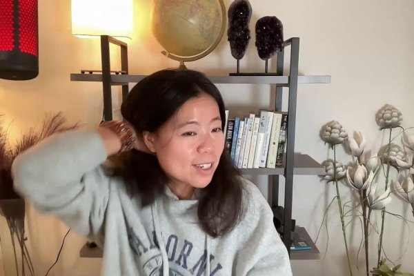 丁火生于寅月，春回大地的生机与命理奥秘-方知甜