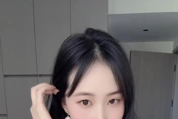 附近单身妇女约聊，释放单身焦虑的温柔探索-方知甜