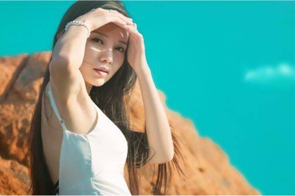 小家子气打一个生肖-方知甜