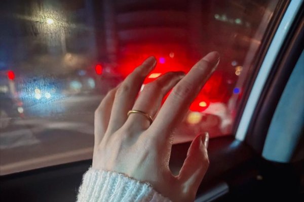 宿命爱情，既让人感无奈又感动落泪。-方知甜