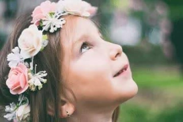 甜美女孩名，菀怡、念芙，好听又寓意美好-方知甜