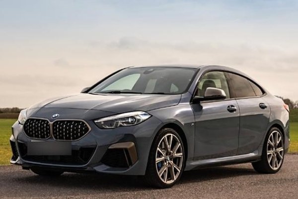 宝马M135i超性能大揭秘-方知甜