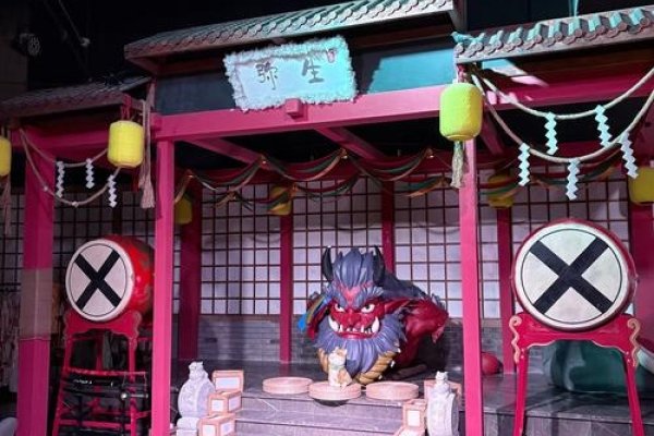 闹闹女巫店，穿越神秘与奇幻的魔法之旅-方知甜