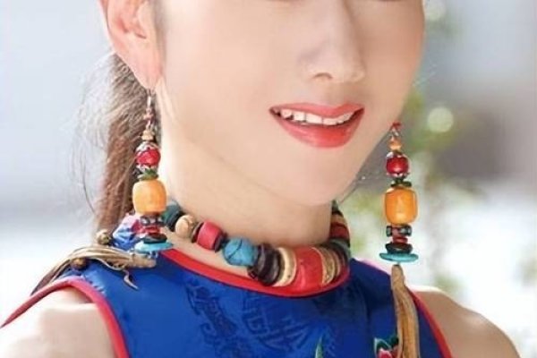 杨丽萍面相解析，天赋异禀，舞蹈传奇-方知甜