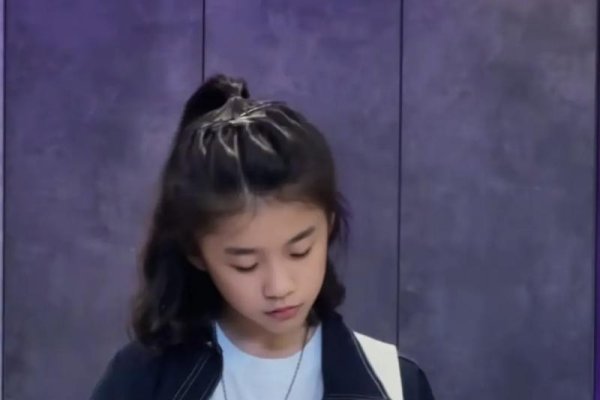 臻臻是男孩，街舞少年王昀臻的妈妈揭秘！-方知甜