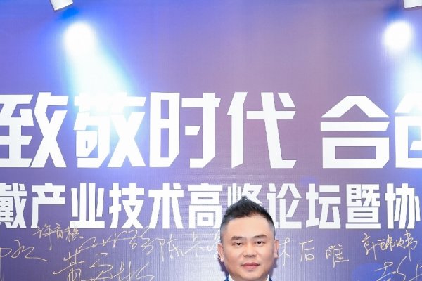 探索智领X1如何重塑智能穿戴设备新标杆-方知甜