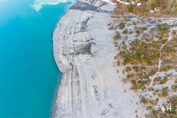 1940年属龙，白蜡金命，健康长寿需保养。-方知甜