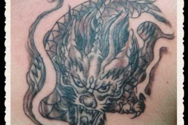 1982年大海水命，性格财运与婚姻详解-方知甜