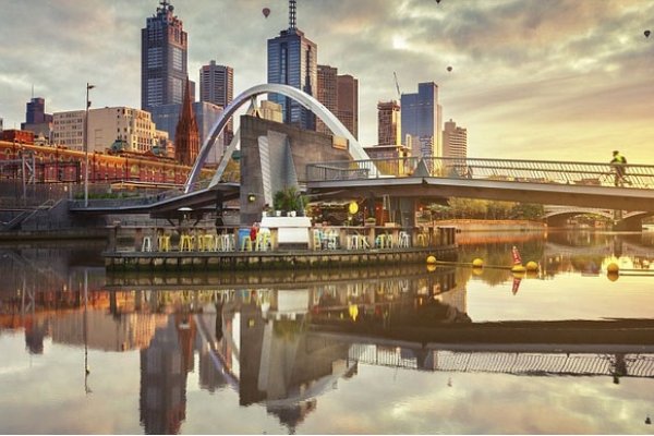 Floria，自然之美与繁荣的象征-方知甜