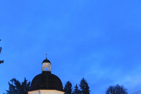 12月24日，平安夜与历史交汇的特殊日子-方知甜