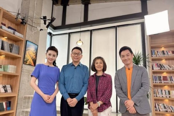 跨越距离的桥梁，视频聊天室在现代社交中的新角色-方知甜