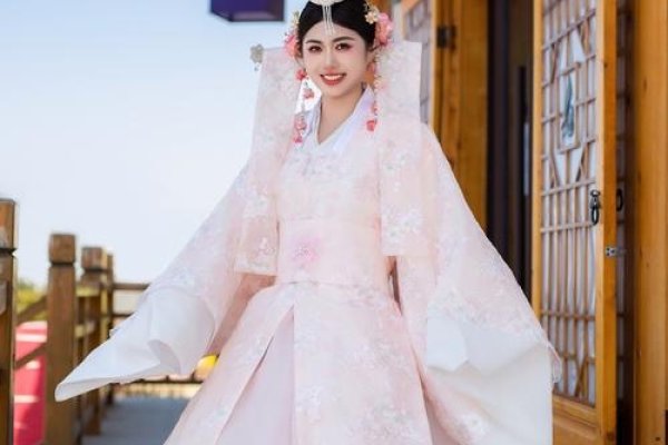 韩衣尚品，指尖上的中华美学之韵-方知甜