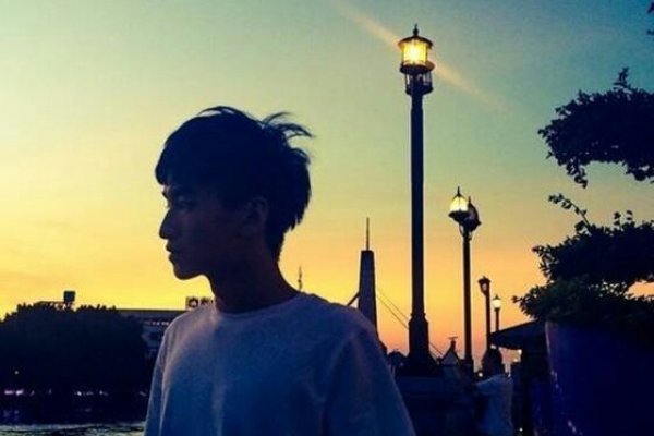 诗意男网名，网络世界中的文学漫步-方知甜