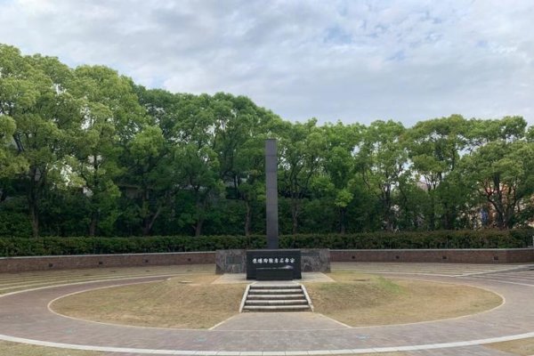 8月10日，长崎原爆纪念、中国中秋节与世界狮子日-方知甜