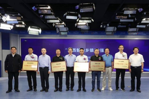 姓张的男孩名字解析，探索男孩姓名背后的独特魅力-方知甜