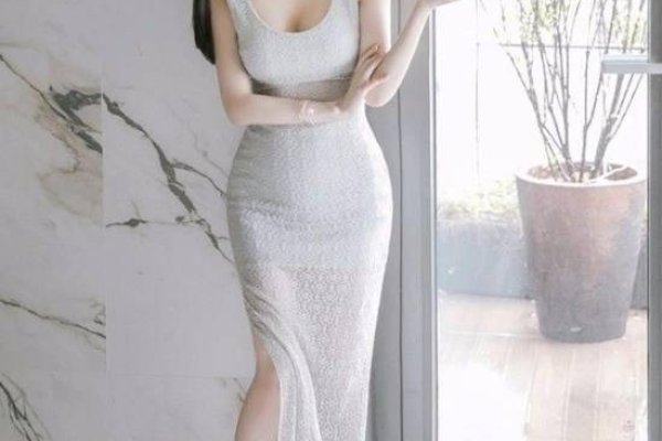 优雅女神，尽显女性柔美与魅力-方知甜