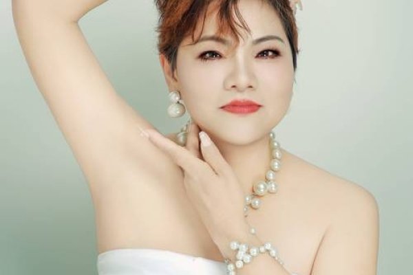 优雅与活泼,Anne、Amelia的魅力-方知甜