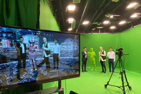 真人表演聊天室，虚拟与现实的奇妙交融-方知甜