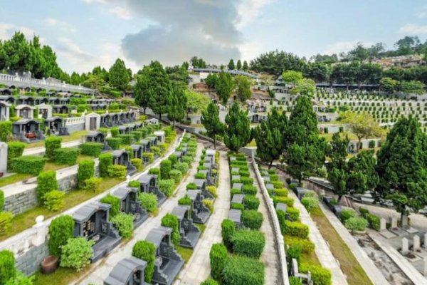 自然的坟墓，探索人类与自然环境和谐共存的边界-方知甜