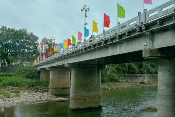 中越珍爱网，架起友谊与爱情的桥梁-方知甜